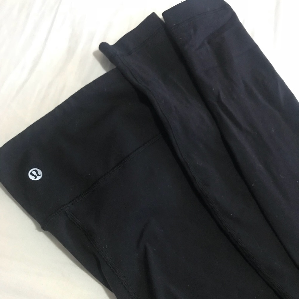 EUC LULULEMON LEGGINGS FULL LENGTH size 8